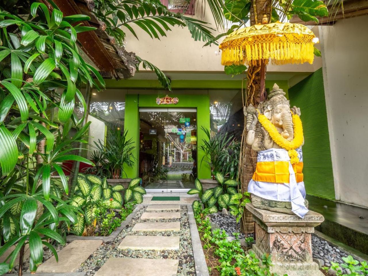 Al-Isha Dharamshala Hotel Kuta Lombok Eksteriør billede