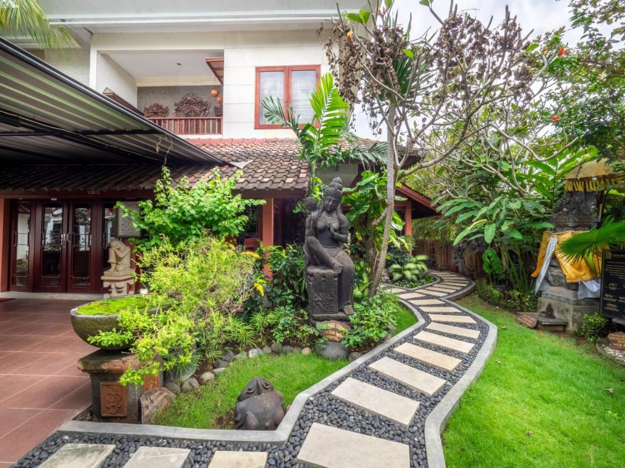 Al-Isha Dharamshala Hotel Kuta Lombok Eksteriør billede